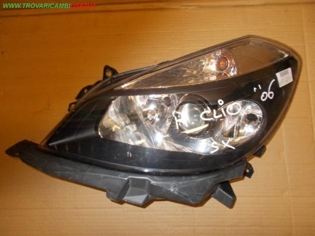 PROIETTORE S. PARABOLA NERA RENAULT CLIO (C85/B85) 3p / 5p Parti elettriche Fanaleria Proiettori Proiettore ant. RENAULT - CLIO III 3/5 P - 01-07