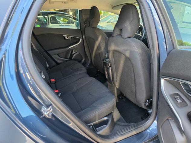Volvo V40 D2 Momentum - Foto 5