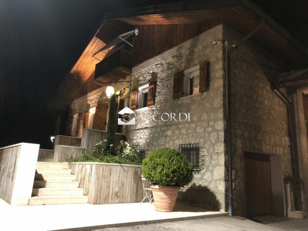 VILLA di 8 vani e di 755 mq (SAN PIETRO DI FELETTO) rif. MM101_5 - Foto 2