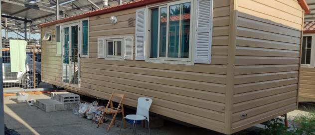 BUNGALOW di 2 vani e di 20 mq (MONTALE) rif. AA-CL
