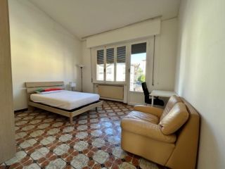 Stanza in appartamento in affitto a Siena