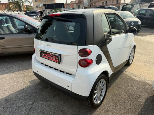Smart ForTwo 1000 52 kW couplimited two - Foto 4
