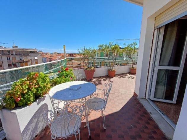 Alassio attico con grande terrazzo per vacanze - Foto 5