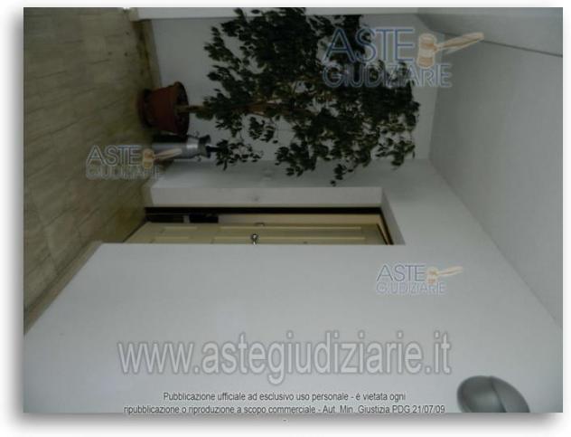 IMMOBILI-IMMOBILE COMMERCIALE-Via Via dei Pescatori, piano 2 7 - Foto 4