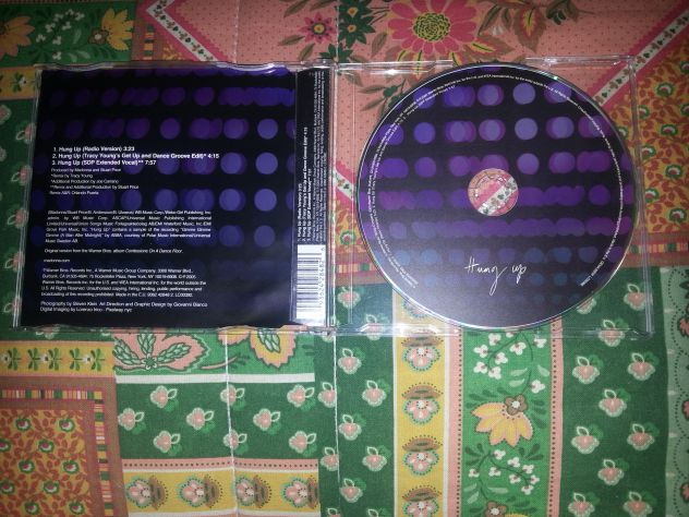 CD ASCOLTATO SOLO 2 VOLTE,IN OTTIME CONDIZIONI,COMPLETO,ORIGINALE:MADONNA"HUNG U - Foto 2