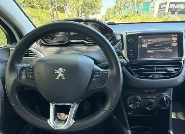 Peugeot 2008 BlueHDi 100 Black Matt - Foto 10