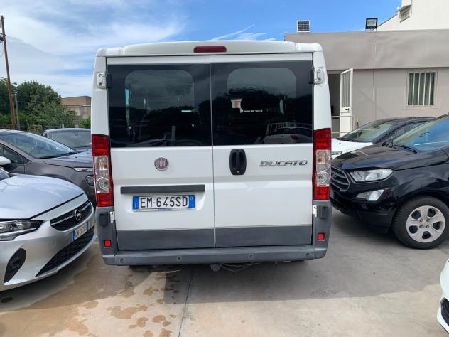 AUTOVETTURA 9 POSTI PULMINO - Foto 4