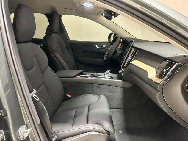 Volvo XC 60 B5 AWD aut. Plus Dark *Anche Autocarro N1* - Foto 3
