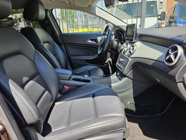 Mercedes-Benz GLA GLA 200 d Automatic Activity Edition - Foto 10