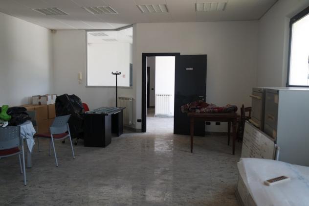 Capannone commerciale in vendita a Avenza - Carrara 800 mq Rif: 1123071 - Foto 7