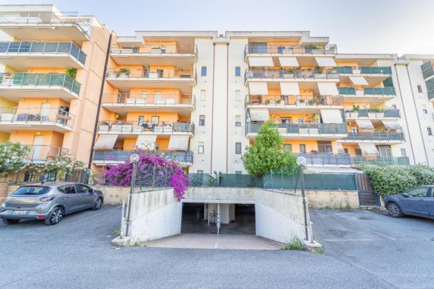 Quadrilocale in vendita a Pomezia
