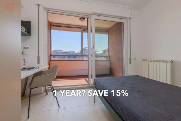 Room in Viale Famagosta, Milano for 90 m² with 4 bedrooms