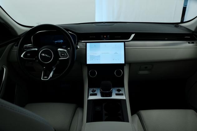 Jaguar F-Pace F-Pace 2.0d i4 mhev R-Dynamic S awd 204cv auto - Foto 5