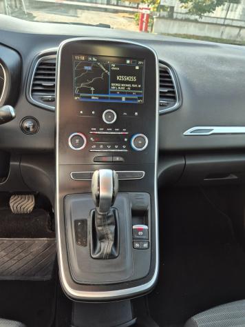 Renault Scenic Scic TCe 140 CV EDC FAP Intens - Foto 10