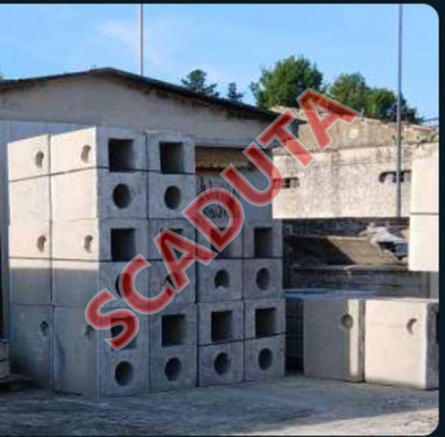 Immobile in asta di 357 m² con più di 5 locali in vendita a Lecce