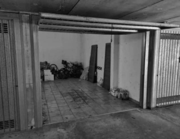 Immobile in asta di 124 m² con più di 5 locali e box auto in vendita a Busnago - Foto 3