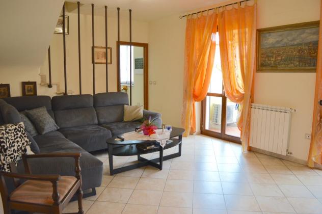 Appartamento in vendita a Avenza - Carrara 160 mq Rif: 978507 - Foto 2