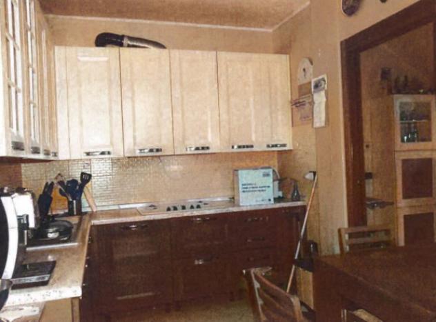Immobile in asta di 145 m², box auto in vendita a Caselle Lurani - Foto 8