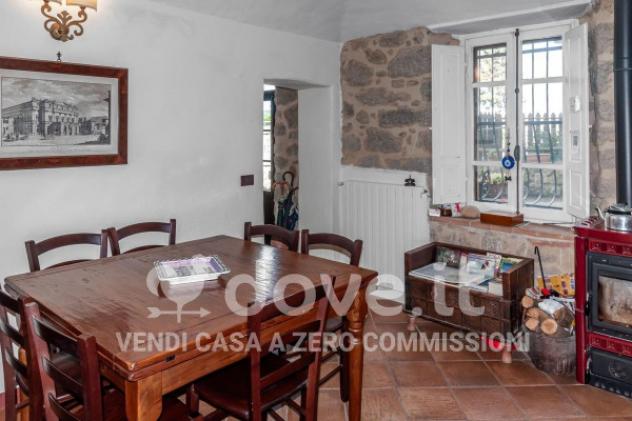 Villa di 250 m² con più di 5 locali e posto auto in vendita a Castel del Piano - Foto 9