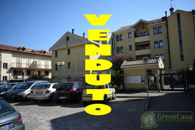 APPARTAMENTO di 3 vani e di 100 mq (CAVENAGO DI BRIANZA) rif. IGC 3 LOCALI 165