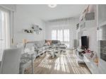 Appartamento di 125 m² con 3 locali e box auto in vendita a Lodi