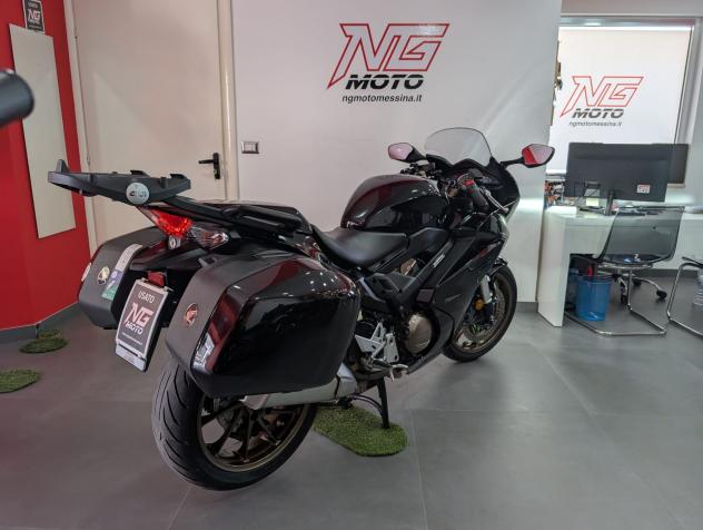 Honda VFR 800 PLUS - Foto 2