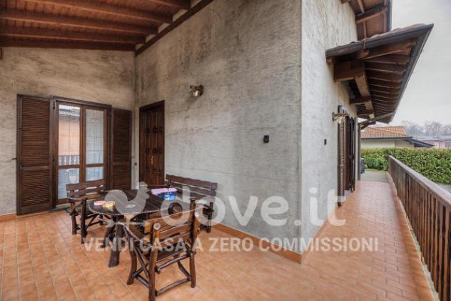 Villa di 277 m² con più di 5 locali in vendita a Arsago Seprio - Foto 3
