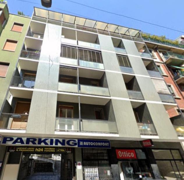 Appartamento di 77 m² con 2 locali in vendita a Milano