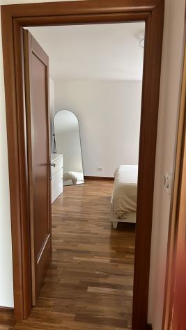 TRILOCALE RISTRUTTURATO A NUOVO E ARREDATO - CLASSE A - Foto 7