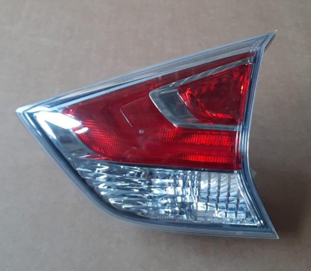FANALE INT. POST. DX  Parti elettriche  Fanaleria  Fanali  Fanale int. post. d NISSAN - X-TRAIL - 01-09-2014 - 01-08-2017