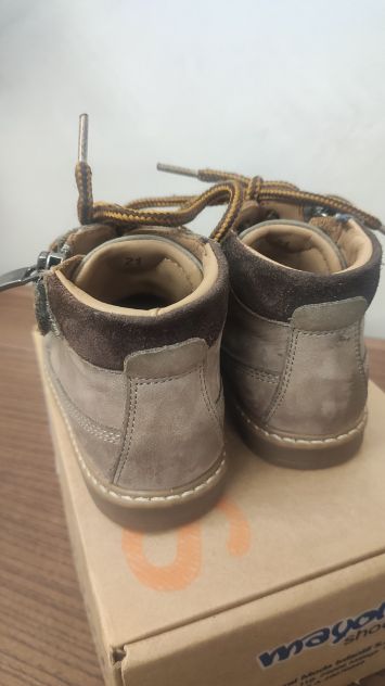 Scarponcino bambino Mayoral 21 in pelle grigio - Foto 2