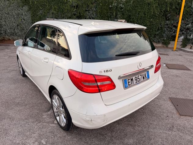 Mercedes B 180 BENZINA NEOPATENTATI GARANZIA 12/24M - Foto 5