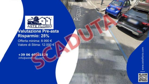 Immobile in asta di 15 m², box auto in vendita a Torino