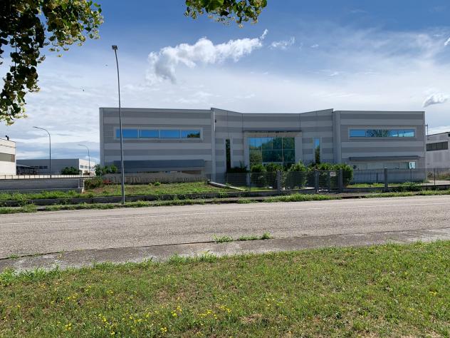 Capannone Industriale - Occhiobello . Rif.: 2017123RO