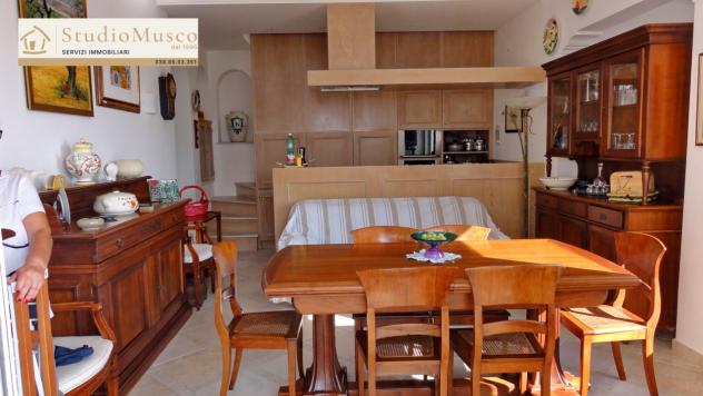 APPARTAMENTO di 5 vani e di 110 mq (CAPRI) rif. CVDBM_1 - Foto 17