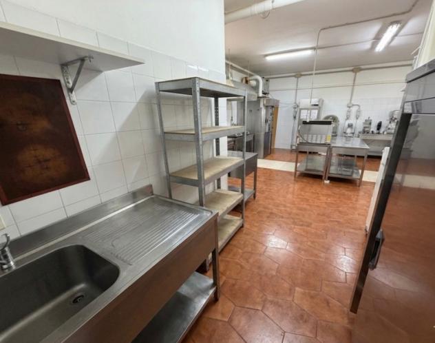 Alghero affittasi attività commerciale 3 vani 83 Mq - Foto 9