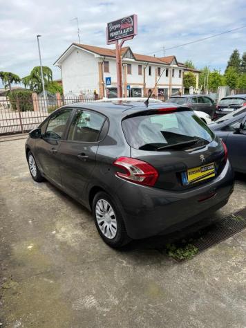 PEUGEOT 208 1° serie PureTech 82 5 porte Active rif. 22382705 - Foto 4