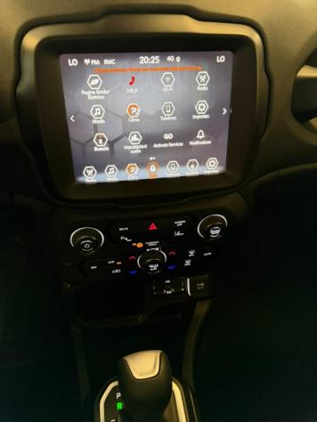 JEEP - Renegade - E-HYBRID LIMITED 1.5 TURBO T4 130CV FWD - Foto 10