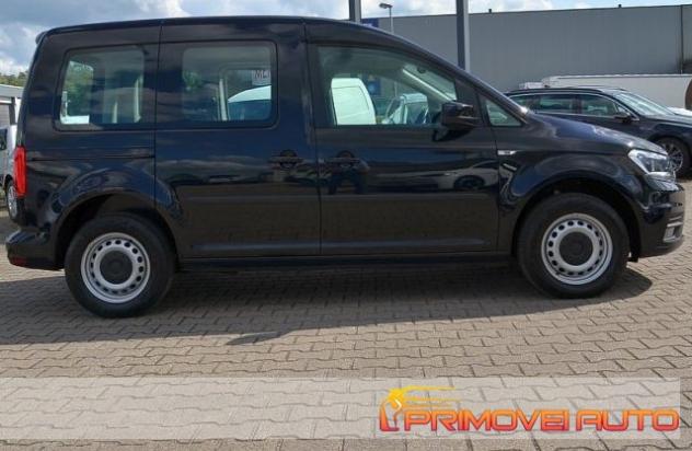 VOLKSWAGEN Caddy 2.0 TDI 102 CV Trendline rif. 19418636 - Foto 10
