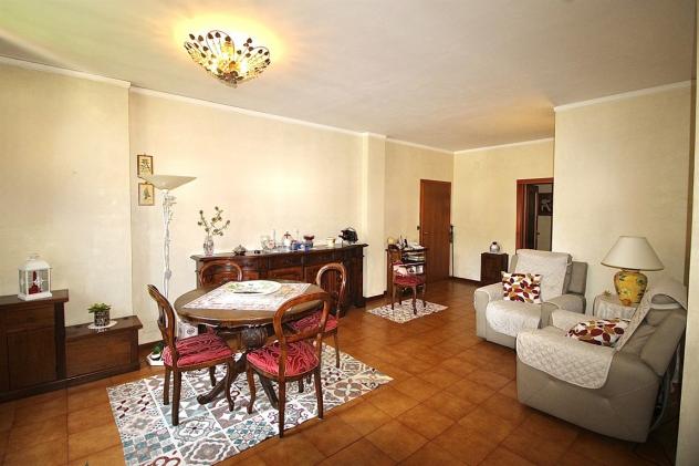APPARTAMENTO DI 85 MQ CON TERRAZZO E GARAGE CAT ENERGETICA B- GREVE IN CHIANTI - Foto 2