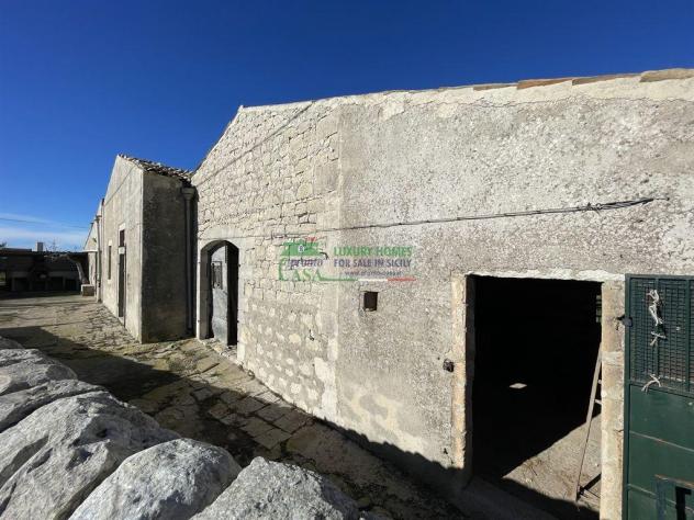 Rif.2575 - Immobile indipendente + terreno agricolo a Monte Margi - Modica con vista mozzafiato su Ibla - Foto 9