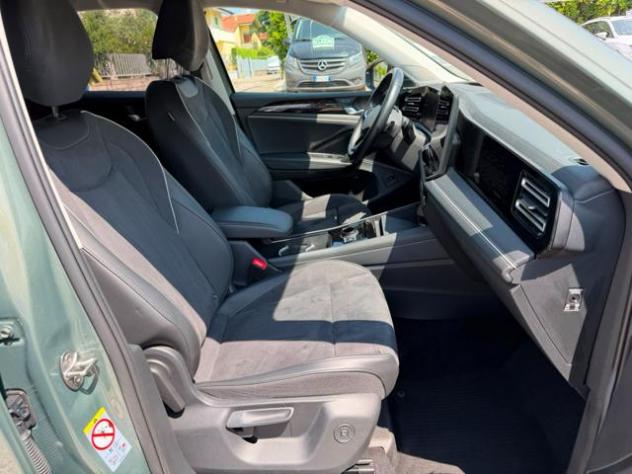 VOLKSWAGEN Tiguan 1.5 eTSI 150 CV ACT DSG Elegance rif. 24036635 - Foto 6