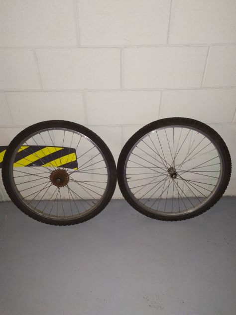 CERCHIONI PER BICICLETTA MOUNTAIN BIKE