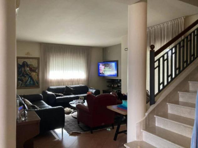 Immobile in asta di 385 m² con più di 5 locali e box auto in vendita a Cortenuova - Foto 3