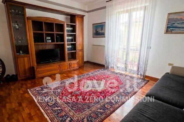 Casa indipendente di 235 m² con più di 5 locali in vendita a Montepulciano - Foto 6