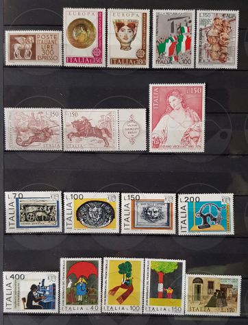 ITALIA 1975-1979 lotto di 107 francobolli - Foto 3