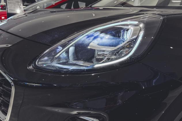 Ford Puma Puma 1.0 EcoBoost Hybrid 125 CV S&S Titanium - Foto 6