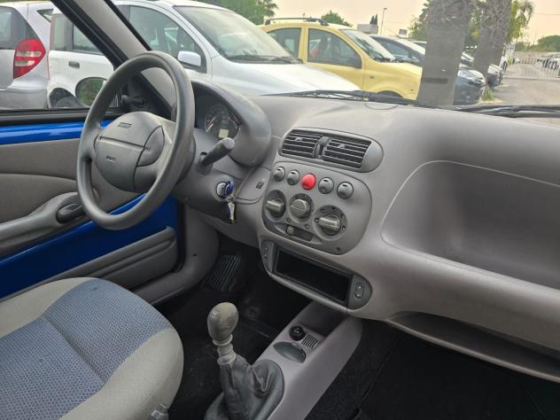 FIAT Seicento 1.1i cat Actual - Foto 8