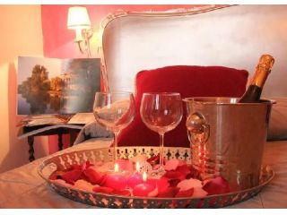 Amore e incontri Bologna - L'Alcova Segreta ! Per i Vostri Incontri Hot !