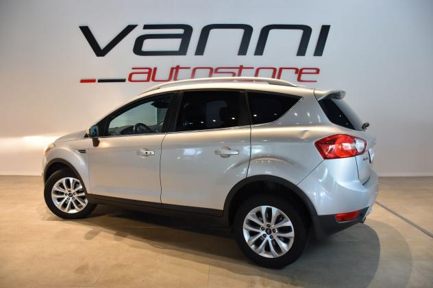 Ford Kuga 2.0 TDCi 136 CV 4WD Titanium DPF - Foto 4